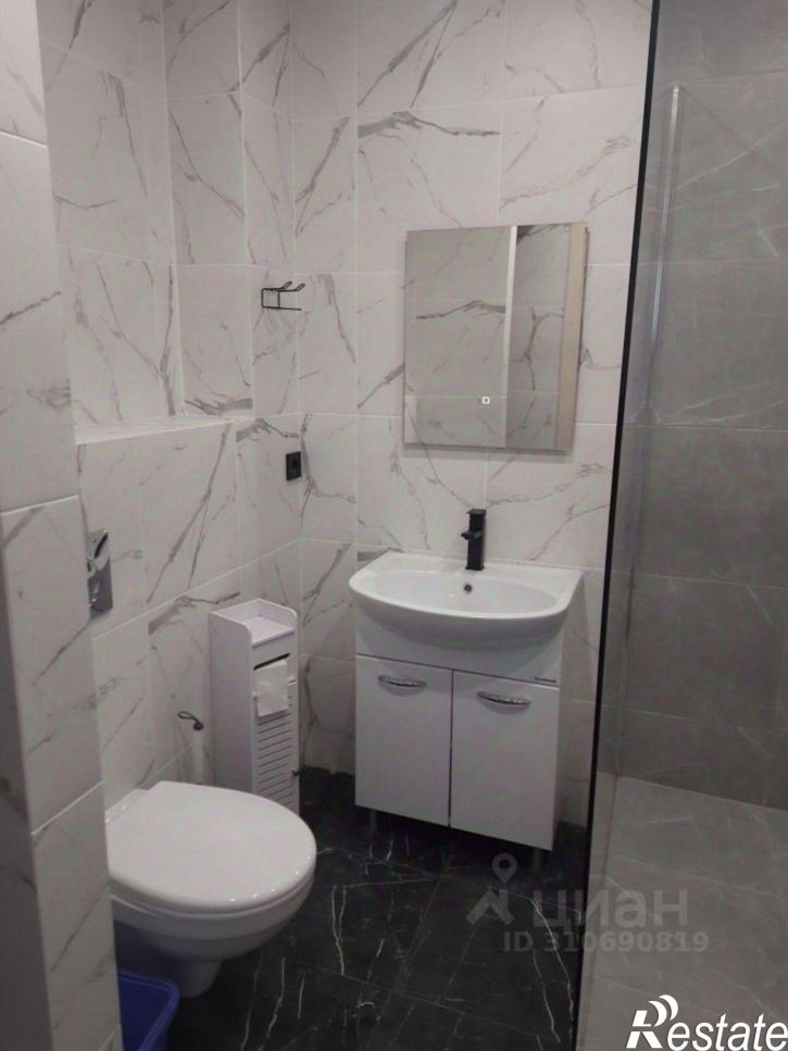 2-комн квартира ул Монтажников, 42а,  д. 42а