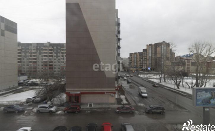 4-комн квартира ул Красных Зорь, 31,  д. 31
