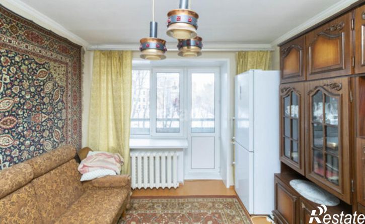 4-комн квартира ул Красных Зорь, 31,  д. 31