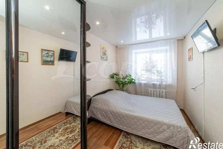 3-комн квартира ул Волгоградская, 121,  д. 121