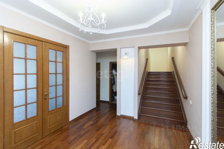 4-комн квартира ул Дзержинского, 69,  д. 69