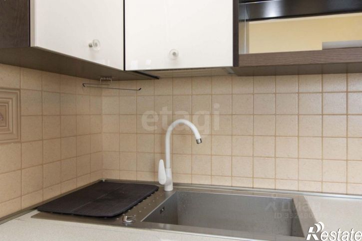 4-комн квартира ул Дзержинского, 69,  д. 69