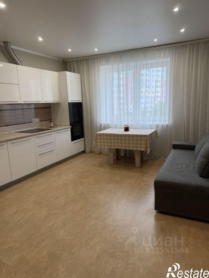 3-комн квартира ул Кремлевская, 112 1,  д. 112 1,  к. 1