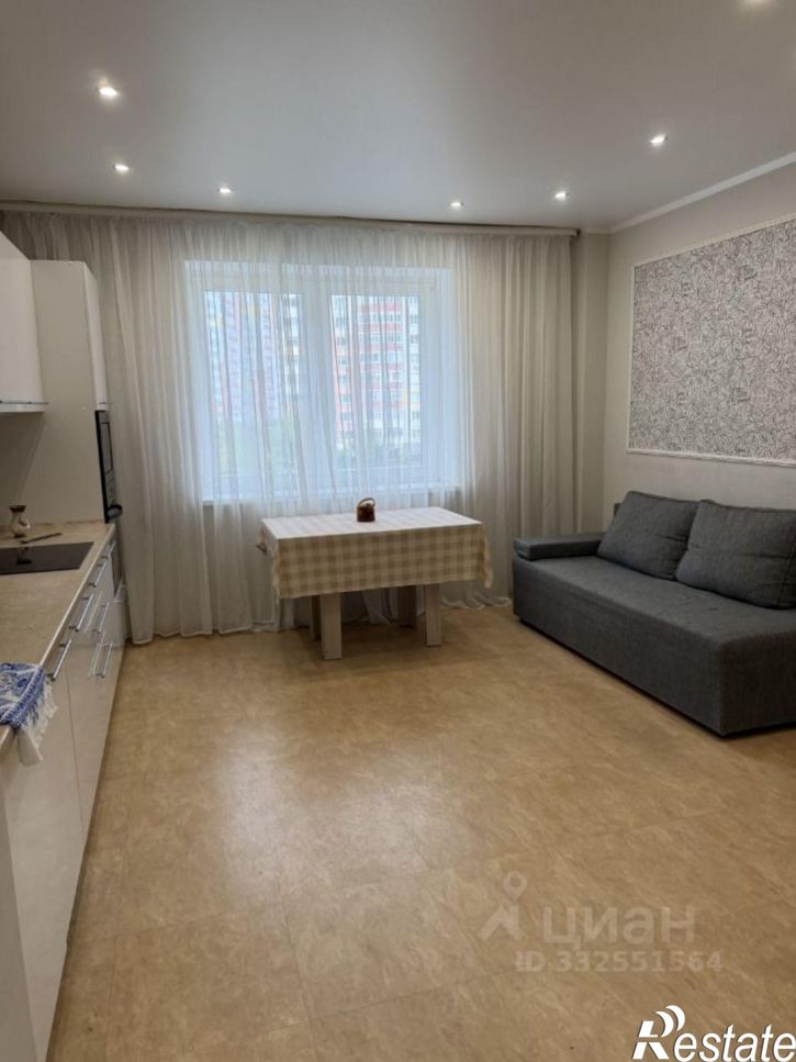 3-комн квартира ул Кремлевская, 112 1,  д. 112 1,  к. 1