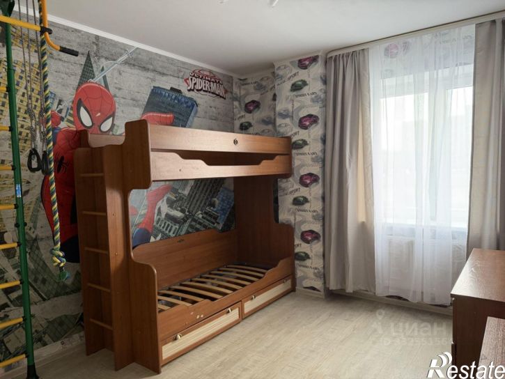 3-комн квартира ул Кремлевская, 112 1,  д. 112 1,  к. 1