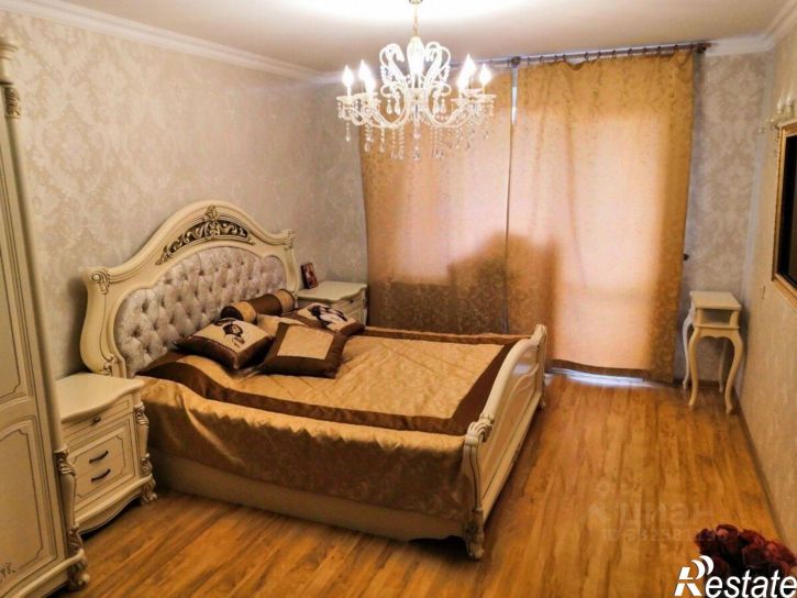 4-комн квартира ул Валерии Гнаровской, 6/2,  д. 6/2