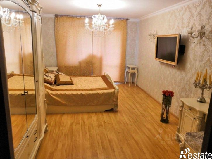 4-комн квартира ул Валерии Гнаровской, 6/2,  д. 6/2