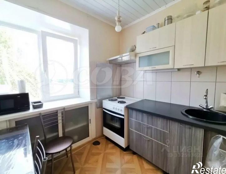 2-комн квартира ул Пермякова, 10,  д. 10