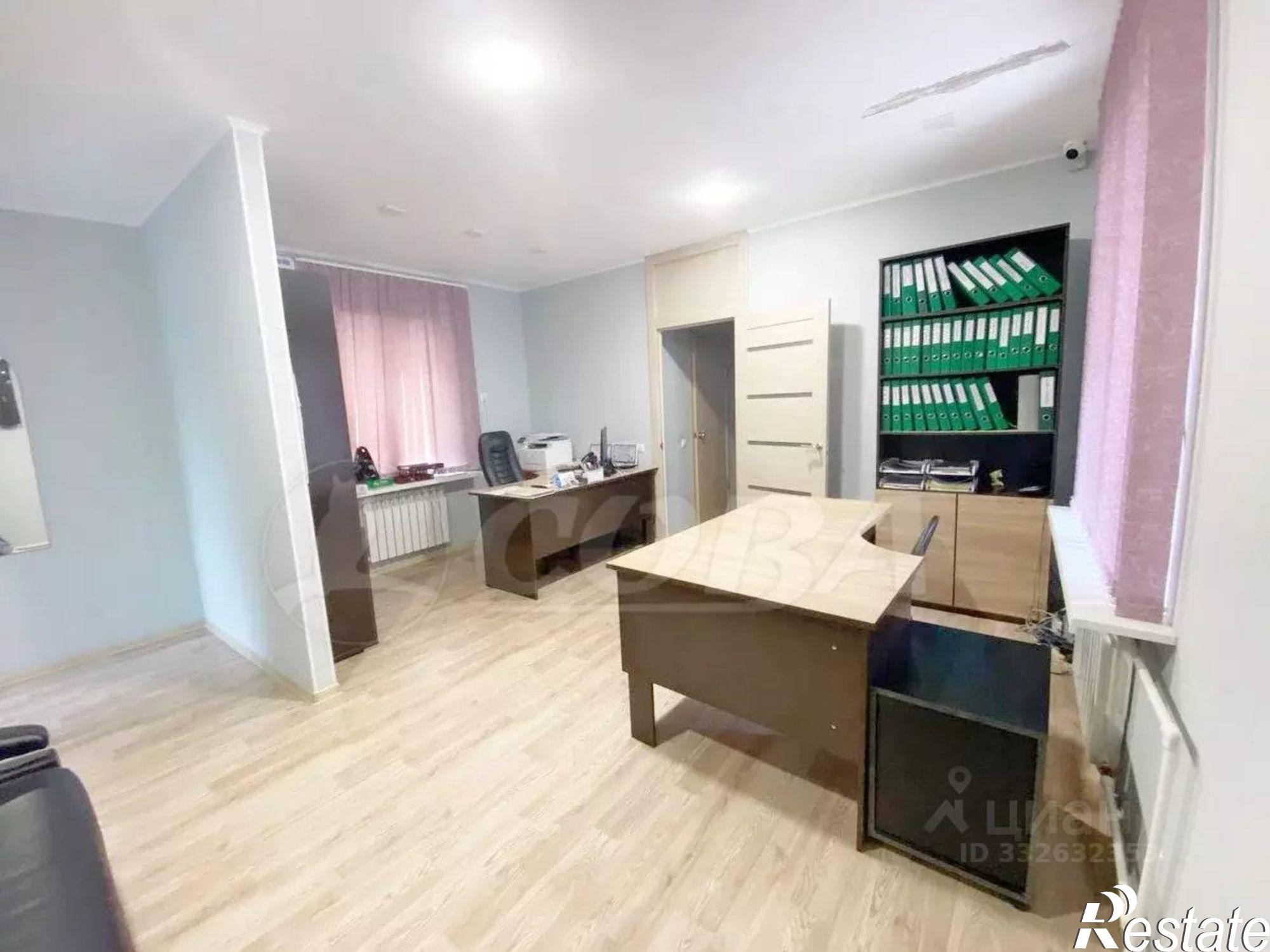 Купить офис, помещение под офис за 15 945 100 рублей на ул Холодильная, 57