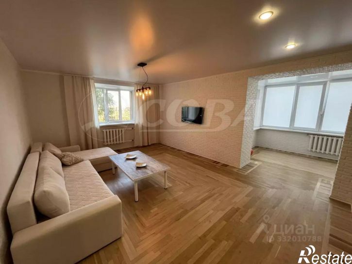 3-комн квартира ул Кирова, 8,  д. 8
