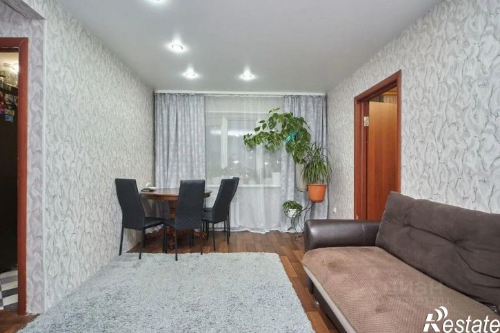 2-комн квартира ул Парфенова, 28,  д. 28
