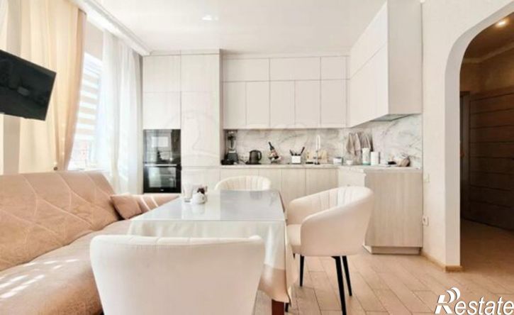 1-комн квартира Тюмень, улица Бориса Житкова, 6к1