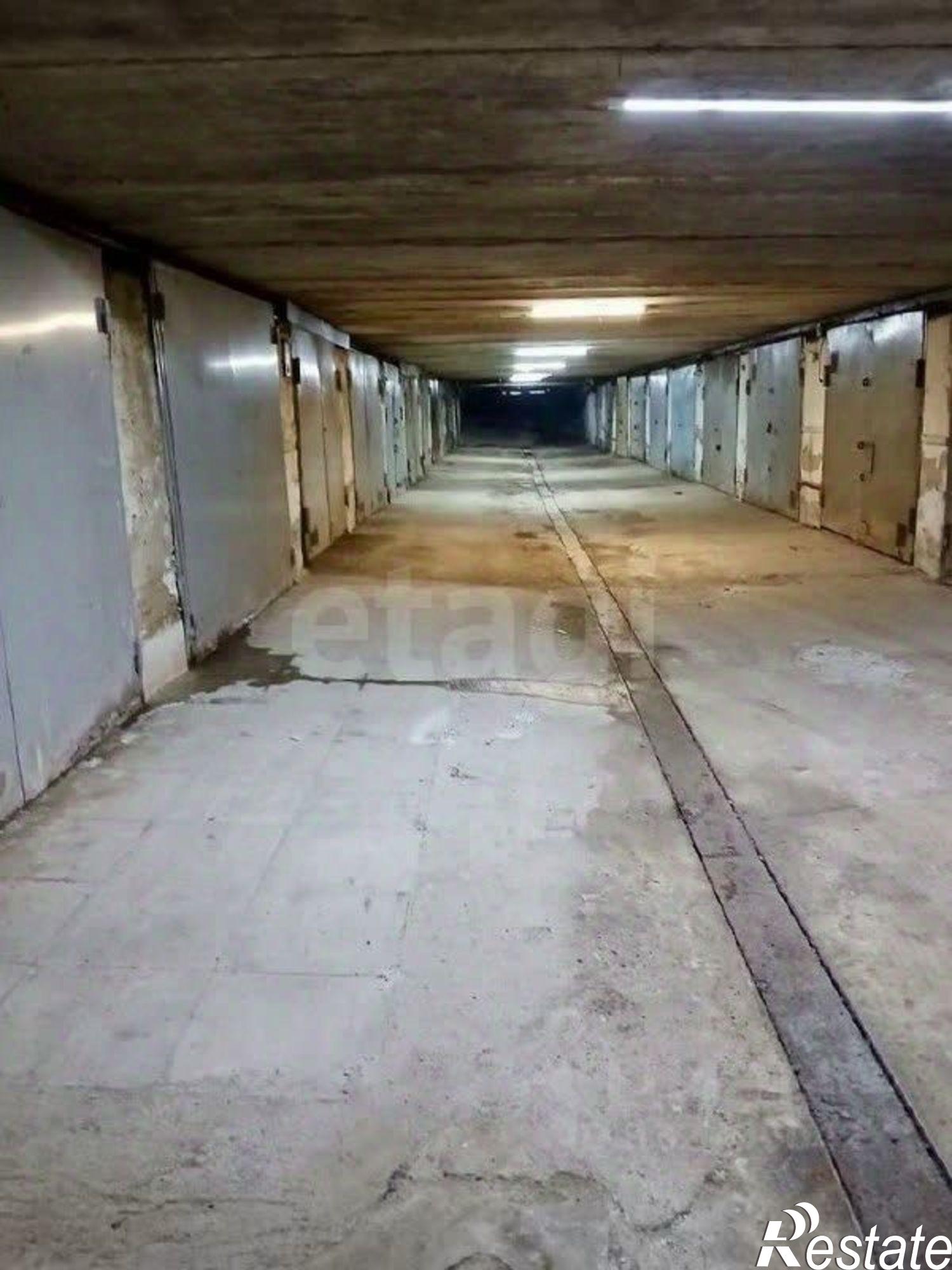 Купить гараж, место в паркинге за 1 582 430 рублей на Кольский пер, 1