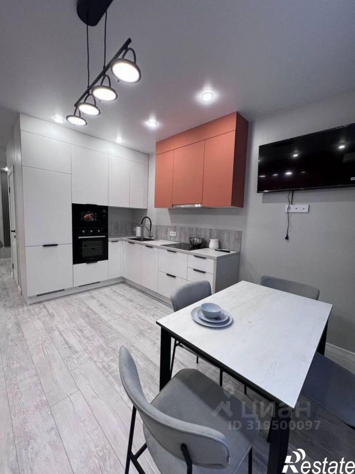 2-комн квартира ул Республики, 204 10,  д. 204 10,  к. 10