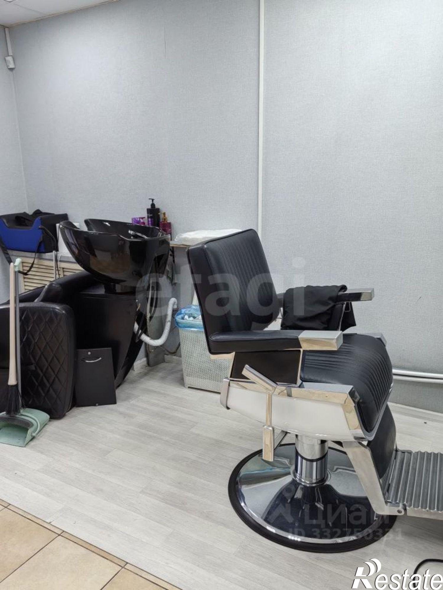 Купить офис, помещение под офис за 10 297 600 рублей на ул Пермякова, 50