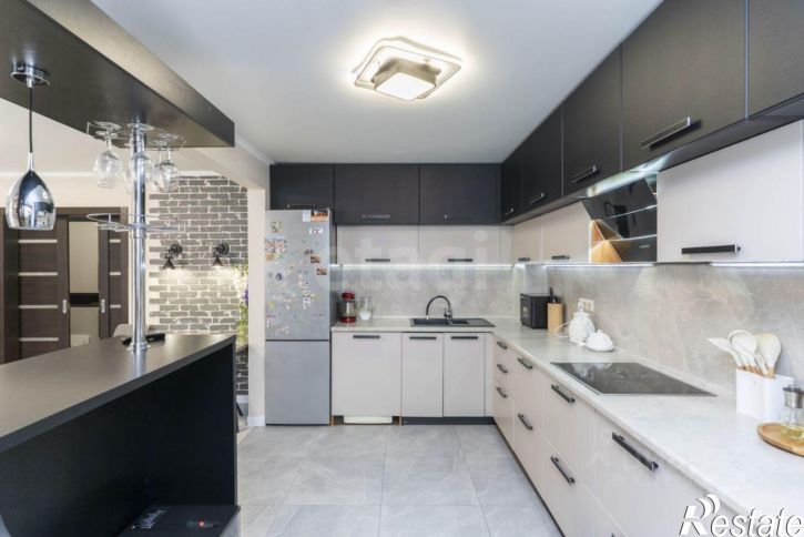 3-комн квартира б-р Бориса Щербины, 20,  д. 20