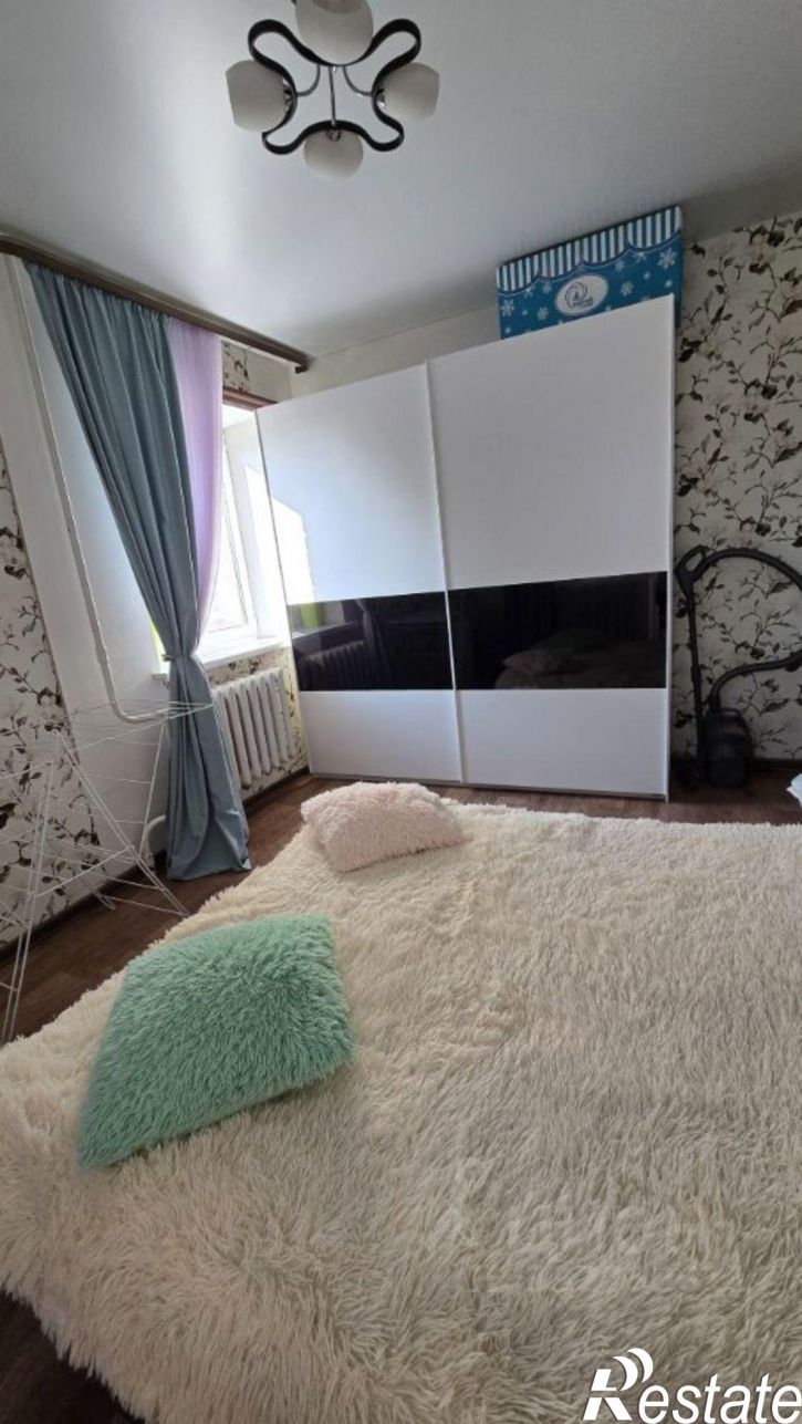 2-комн квартира ул Станислава Карнацевича, 4,  д. 4
