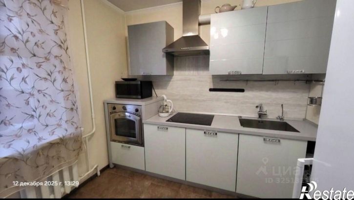 2-комн квартира ул Николая Семенова, 27 3,  д. 27 3,  к. 3