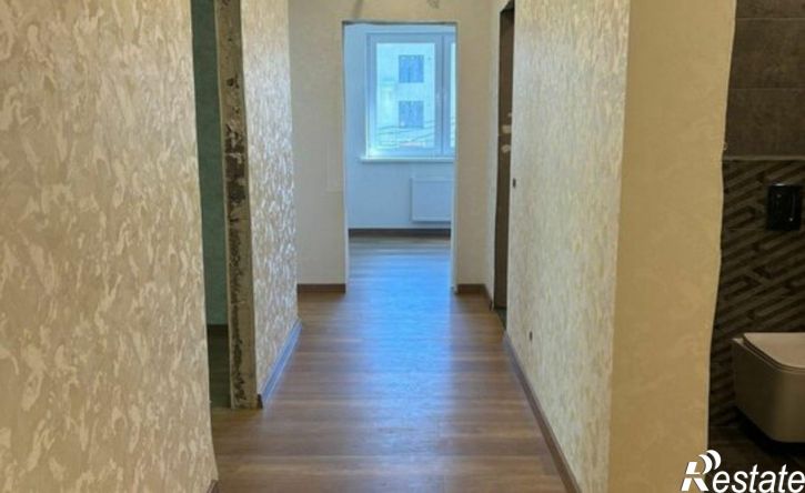 3-комн квартира ул Игоря Комиссарова, 24,  д. 24
