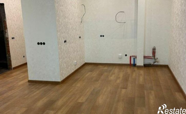 3-комн квартира ул Игоря Комиссарова, 24,  д. 24