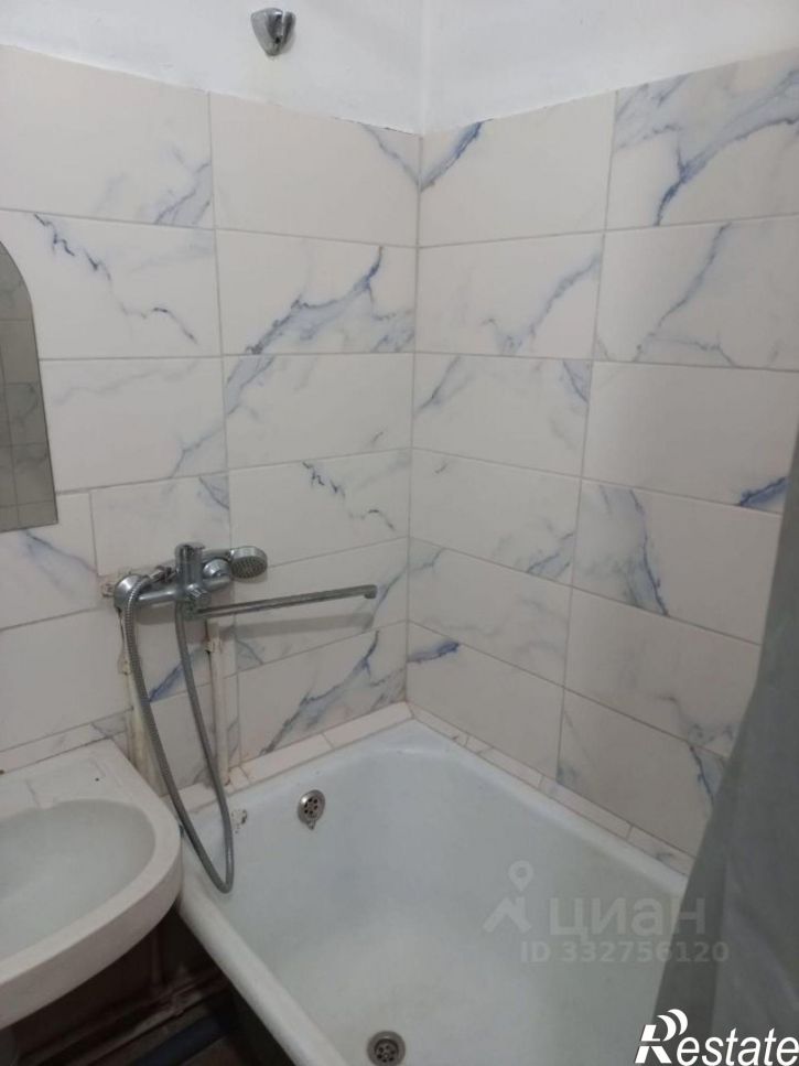 3-комн квартира ул Пражская, 21,  д. 21