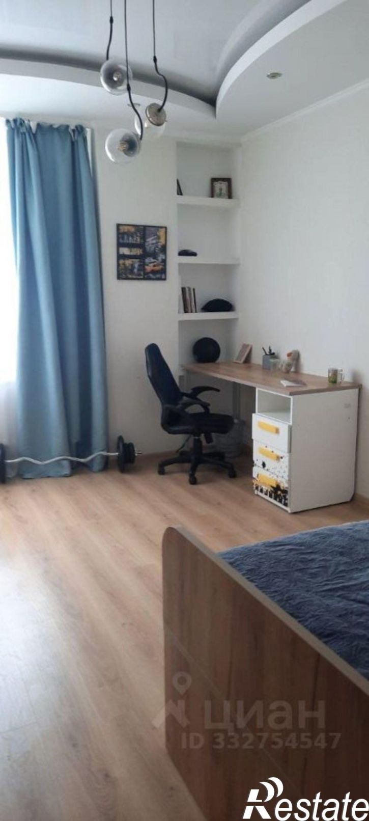 3-комн квартира Заречный пр-д, 39 2,  д. 39 2,  к. 2