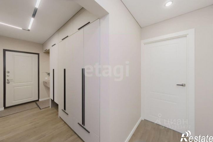 3-комн квартира ул Монтажников, 40,  д. 40