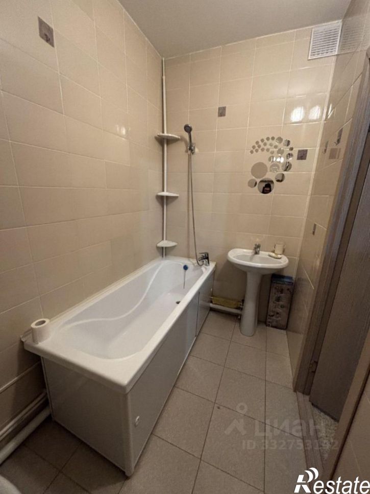1-комн квартира ул Героев космоса, 19,  д. 19