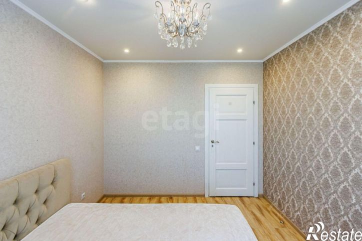 2-комн квартира ул Александра Протозанова, 16,  д. 16