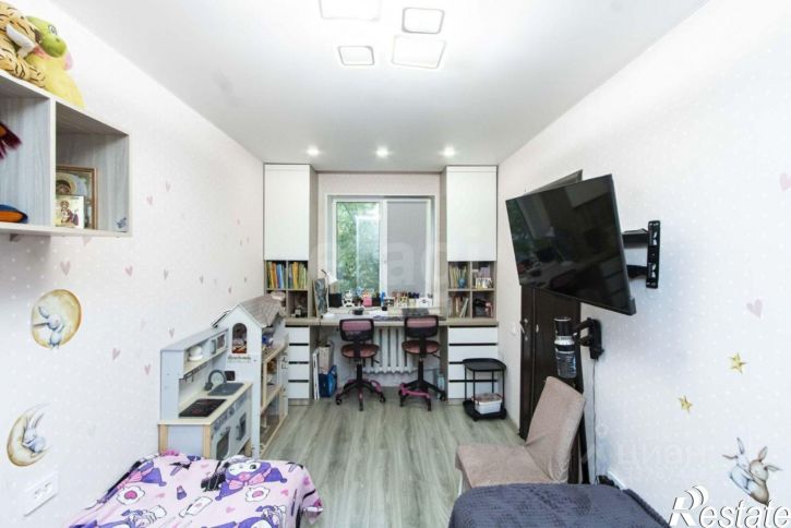 2-комн квартира ул Парфенова, 32,  д. 32