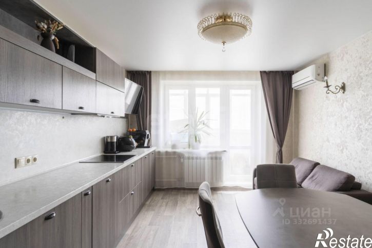3-комн квартира ул Александра Митинского, 3,  д. 3