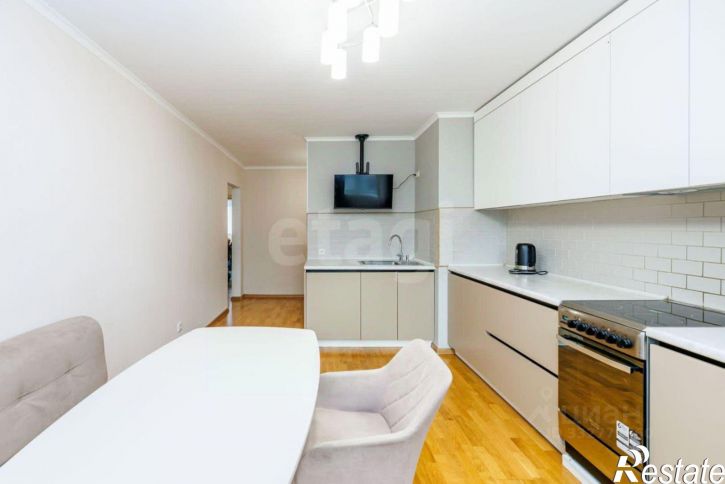 2-комн квартира ул Кремлевская, 89,  д. 89
