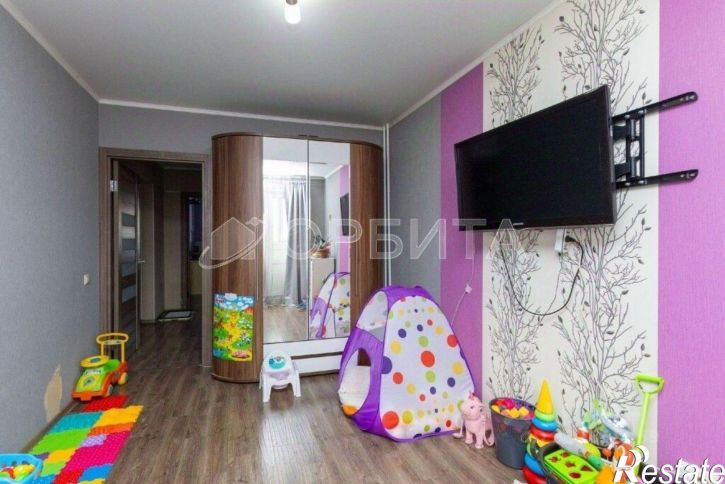 3-комн квартира ул Стартовая, 5,  д. 5