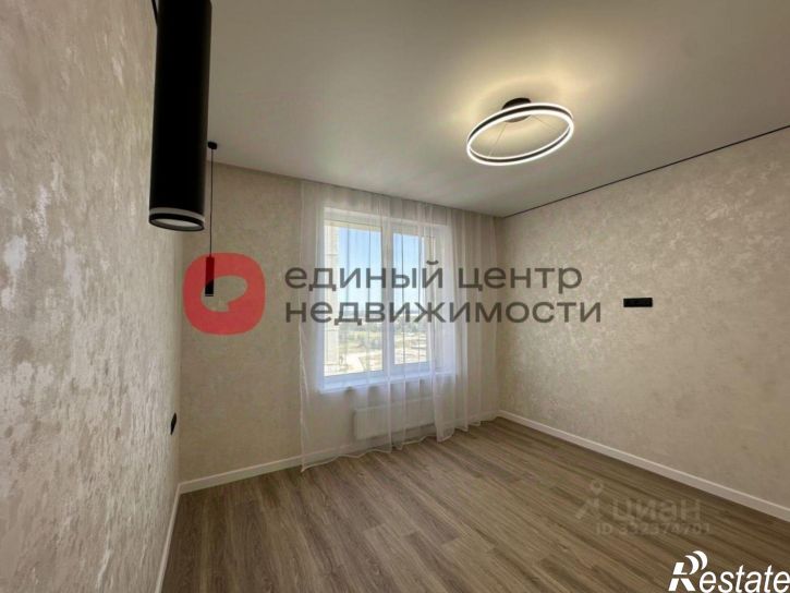1-комн квартира ул Судостроителей, 42,  д. 42