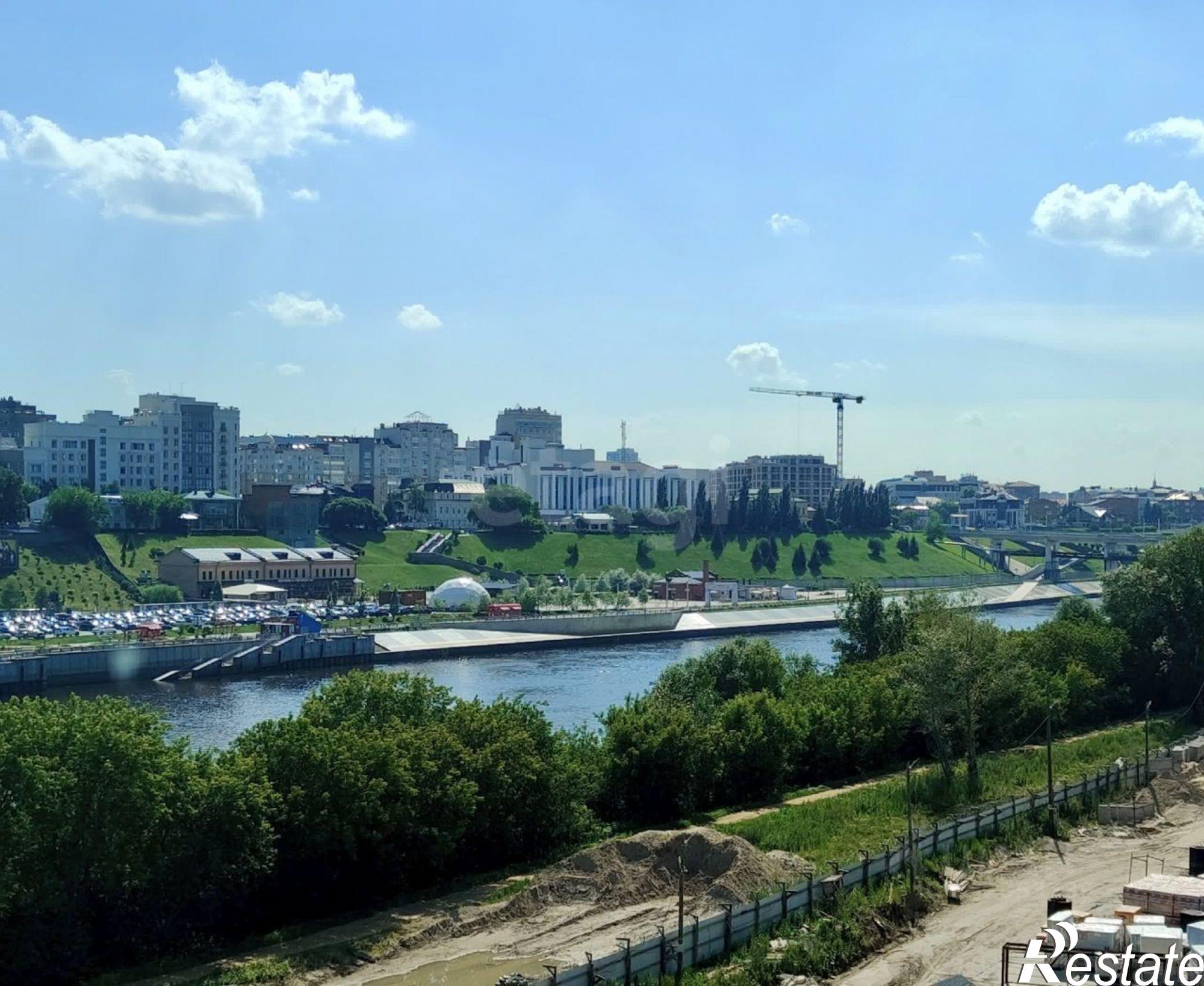 Купить гараж, место в паркинге за 1 075 190 рублей на ул Защитников Отечества, 30