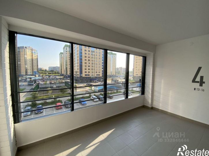 3-комн квартира Тюмень, улица Мельникайте, 30к2