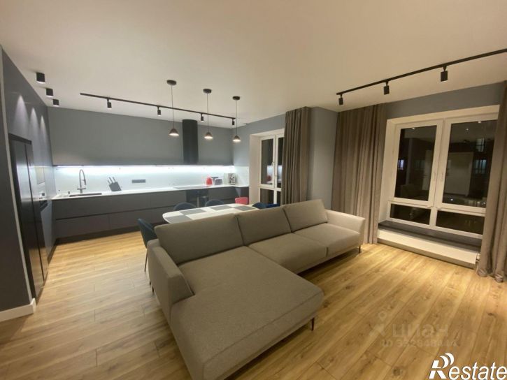 3-комн квартира Тюмень, улица Мельникайте, 30к2