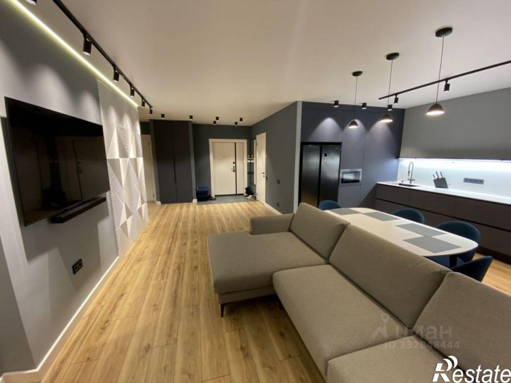 3-комн квартира Тюмень, улица Мельникайте, 30к2