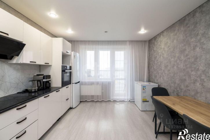 3-комн квартира ул Федюнинского, 60,  д. 60