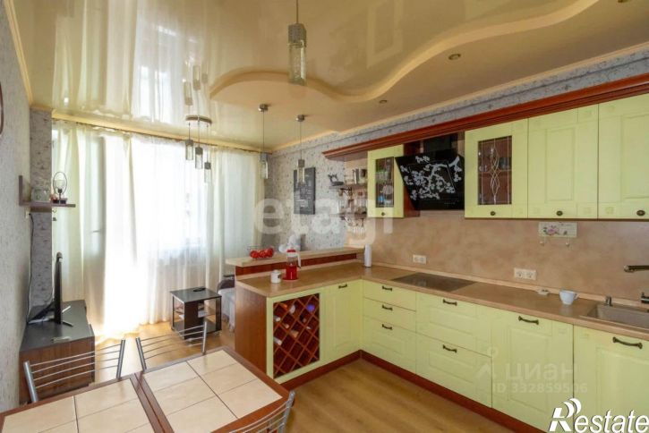 3-комн квартира Заречный пр-д, 39 2,  д. 39 2,  к. 2