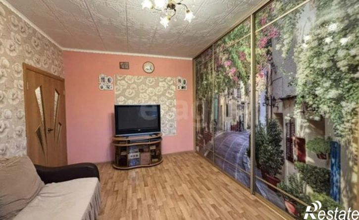 3-комн квартира ул Монтажников, 8,  д. 8