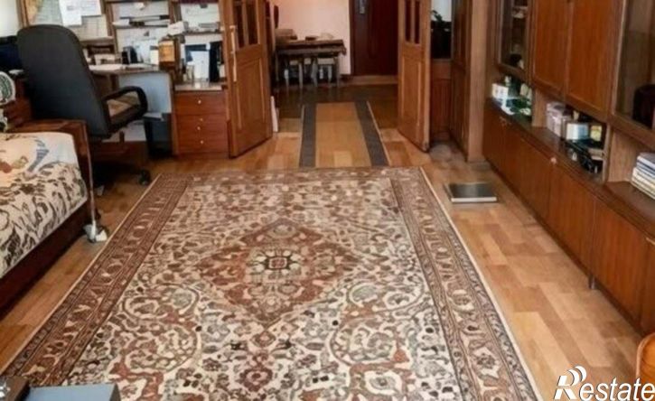 3-комн квартира ул Моторостроителей, 8,  д. 8
