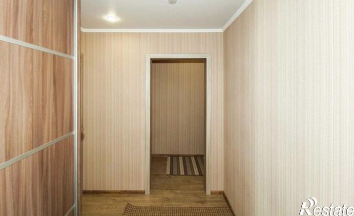 2-комн квартира ул Кремлевская, 110 3,  д. 110 3,  к. 3