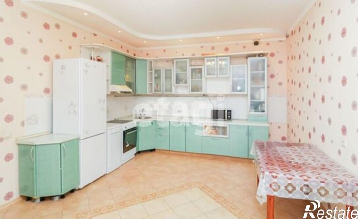 4-комн квартира ул Осипенко, 14,  д. 14
