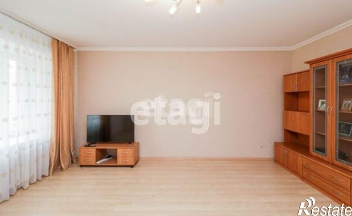 4-комн квартира ул Осипенко, 14,  д. 14