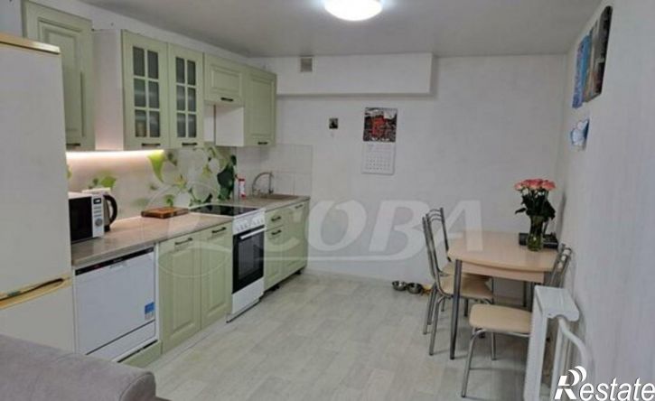 2-комн квартира ул Демьяна Бедного, 98 4,  д. 98 4,  к. 4
