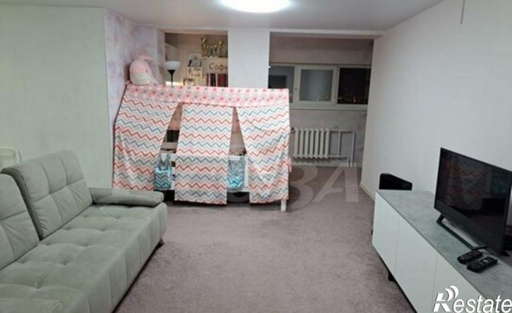 2-комн квартира ул Демьяна Бедного, 98 4,  д. 98 4,  к. 4
