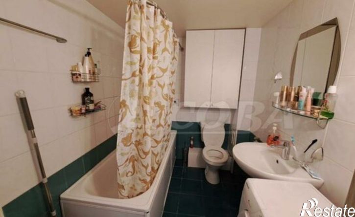 2-комн квартира ул Демьяна Бедного, 98 4,  д. 98 4,  к. 4