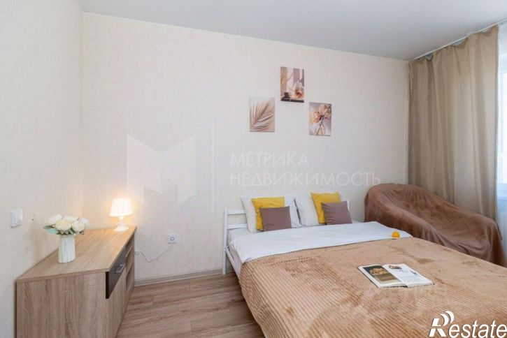 1-комн квартира ул Парада Победы, 7,  д. 7
