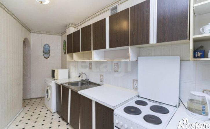 4-комн квартира ул Космонавтов, 1б,  д. 1б